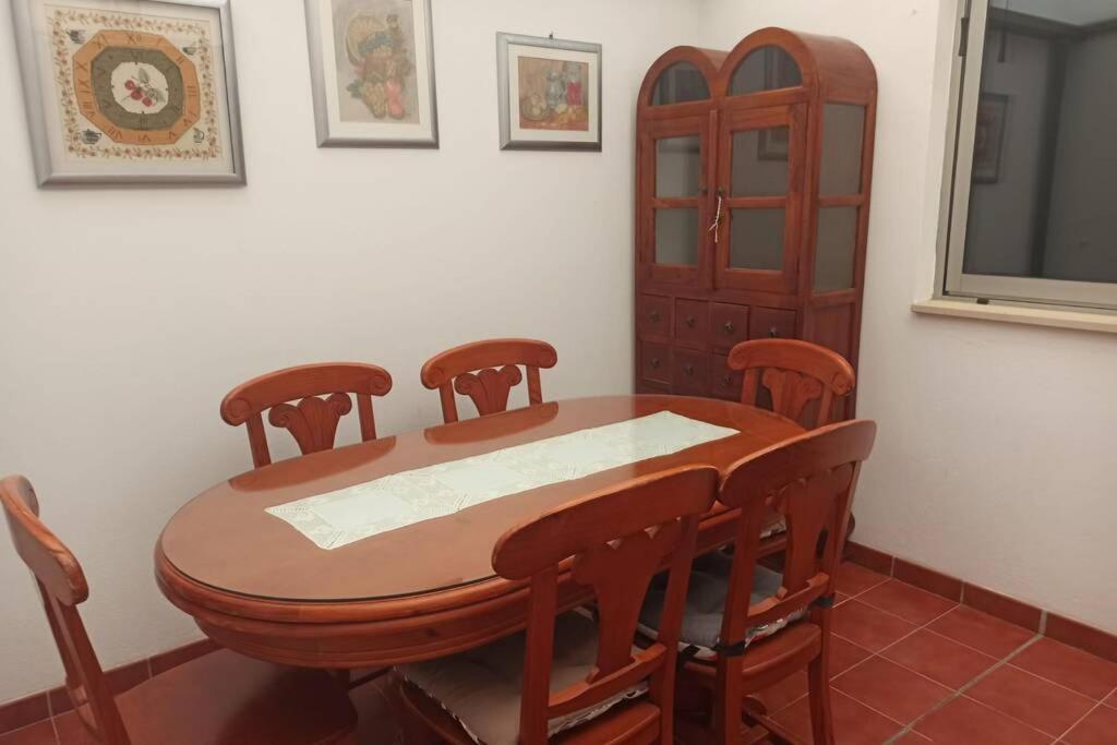 Spacious Apartment Just Few Steps Of The Ocean In La Caleta アデヘ エクステリア 写真