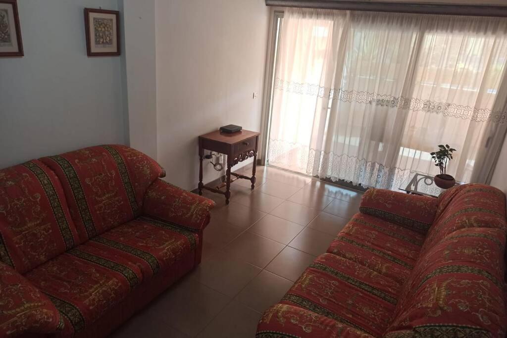 Spacious Apartment Just Few Steps Of The Ocean In La Caleta アデヘ エクステリア 写真