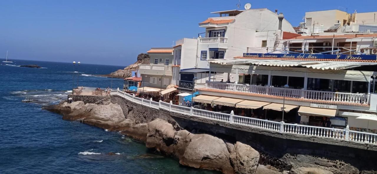 Spacious Apartment Just Few Steps Of The Ocean In La Caleta アデヘ エクステリア 写真